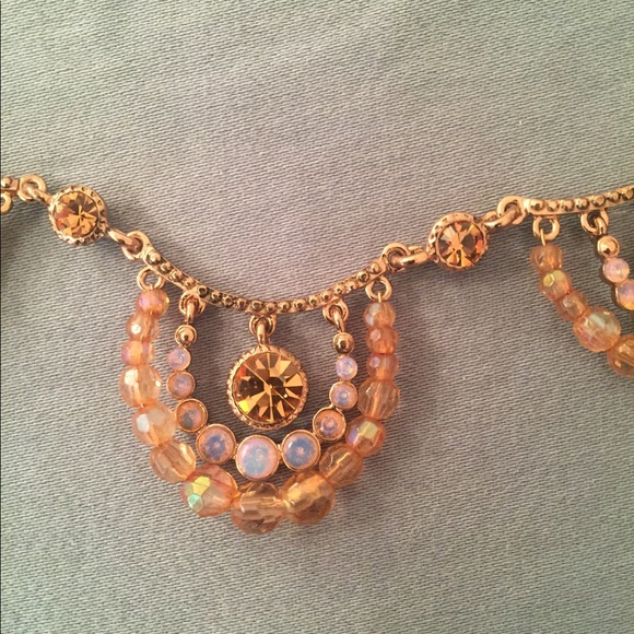 Delicate necklace - Picture 2 of 3